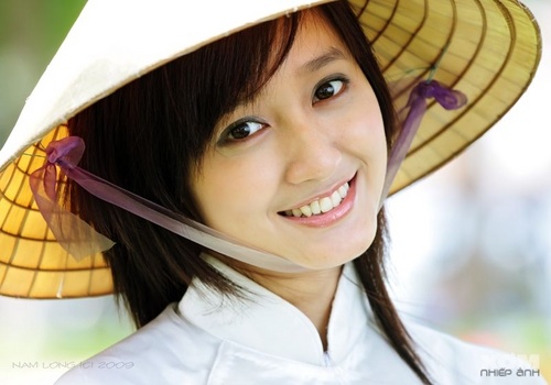 Giao tiếp phi ngôn ngữ: Nghệ thuật biểu cảm qua khuôn mặt