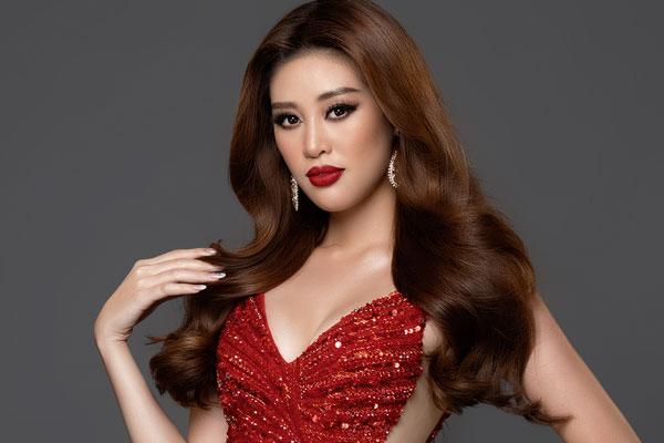 Hoa hậu Khánh Vân khoe nhan sắc quyến rũ trong bộ ảnh mừng tuổi 26