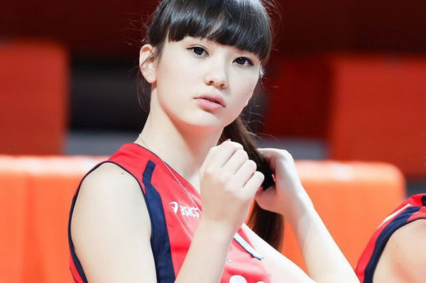 Nữ thần bóng chuyền châu Á bị xa lánh vì... quá xinh đẹp