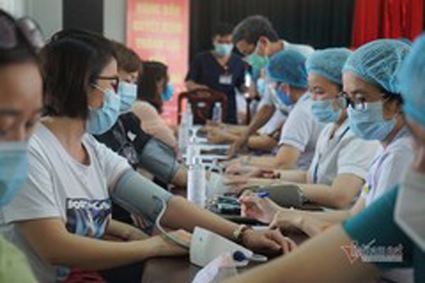 Tin thời sự, kinh tế, văn hóa nổi bật chiều 17/7