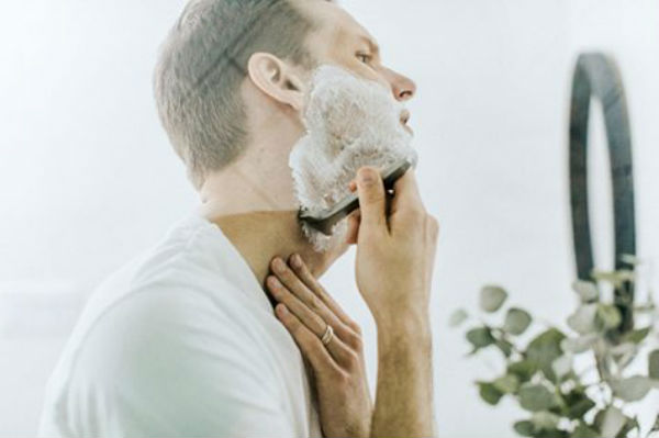 Cạo râu và 5 lưu ý quan trọng thường bị bỏ qua