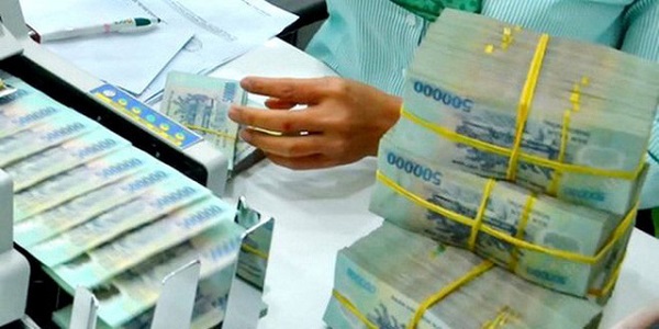 BẢN TIN TÀI CHÍNH 12/8