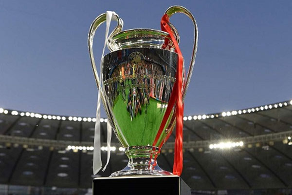 Hoãn chung kết Champions League tới cuối tháng 8?