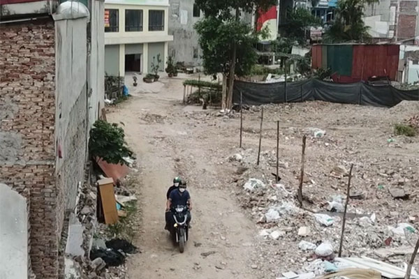 Dân sống giữa rác thải vì dự án vành đai 2,5 chậm giải phóng mặt bằng
