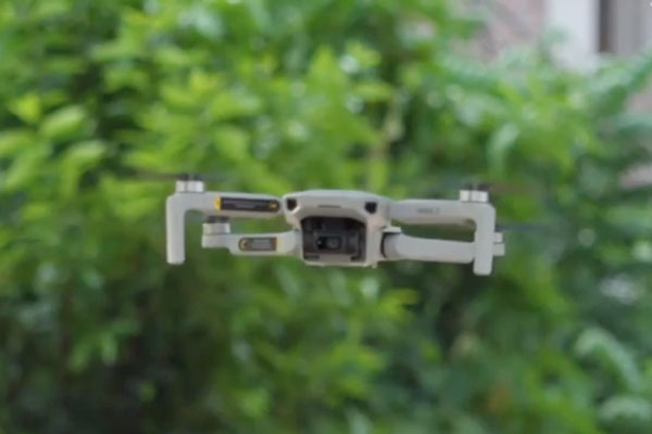 Huyện ngoại thành ở Hà Nội dùng flycam tuần tra khắp thôn, xóm