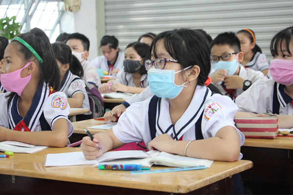 Tin thời sự, kinh tế, văn hóa nổi bật chiều 1/5