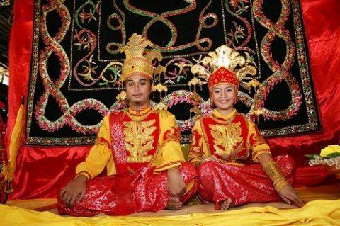 Phong tục quái đản nhất thế giới (P2)