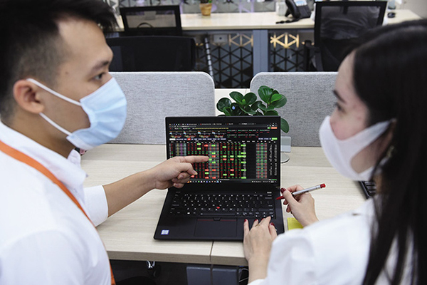 BẢN TIN TÀI CHÍNH 13/5